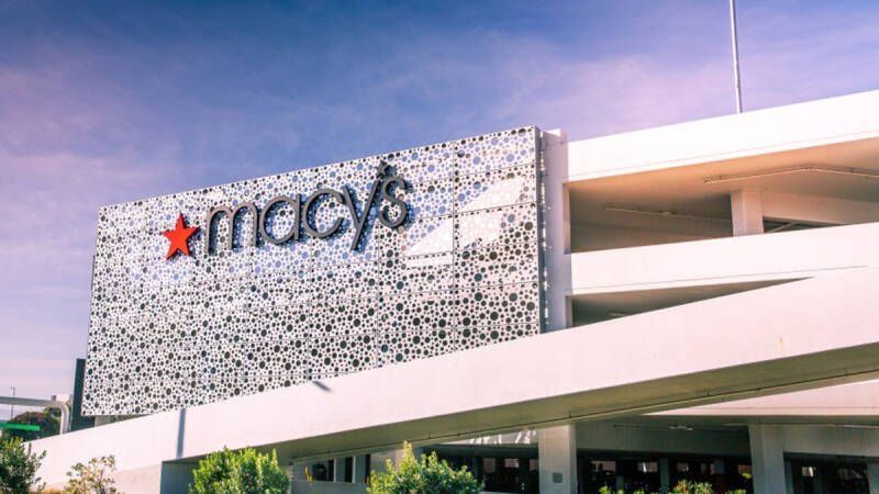 Macy's Comforter Set Sale: Is It Really the Perfect Bedding for Spring?