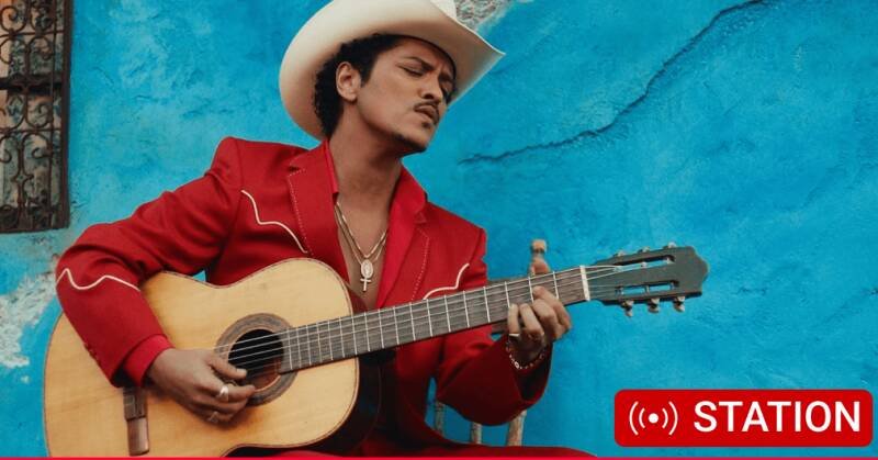 YouTube Stations: 24/7 Coachella Streaming with Live Chat