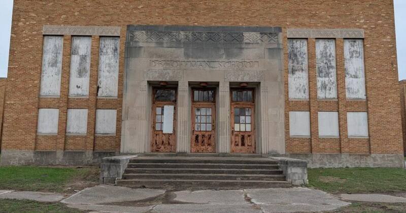 East Moline School District Sells Hoffman School Site: What It Means for the Community