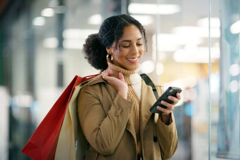 B&M Scallop Shade: Style on a Budget - High-End Look for Less