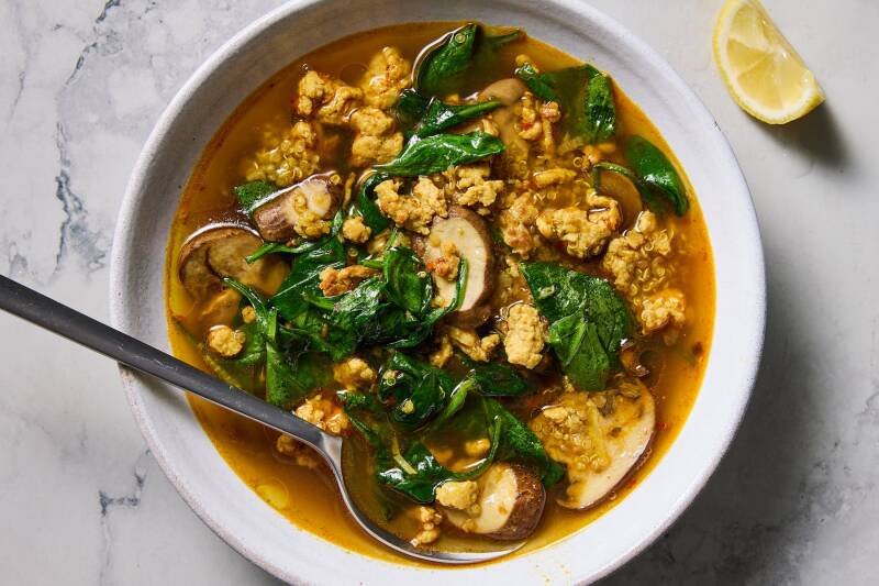 Quick and Healthy Chicken Soup Recipe: Spinach, Mushroom, and Spices