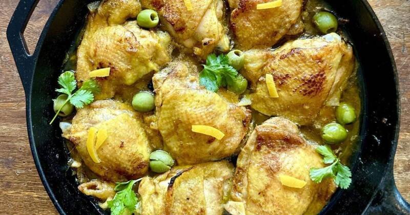 Delicious Tagine-Style Chicken Dinner Recipe: A Taste of Morocco at Home