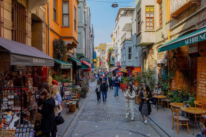 Essential Turkish Phrases for Travelers: A Beginner's Guide