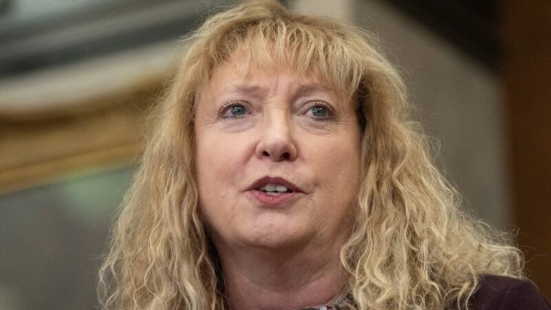 Marilyn Gladu Joins Liberal Party: Analysis & Impact