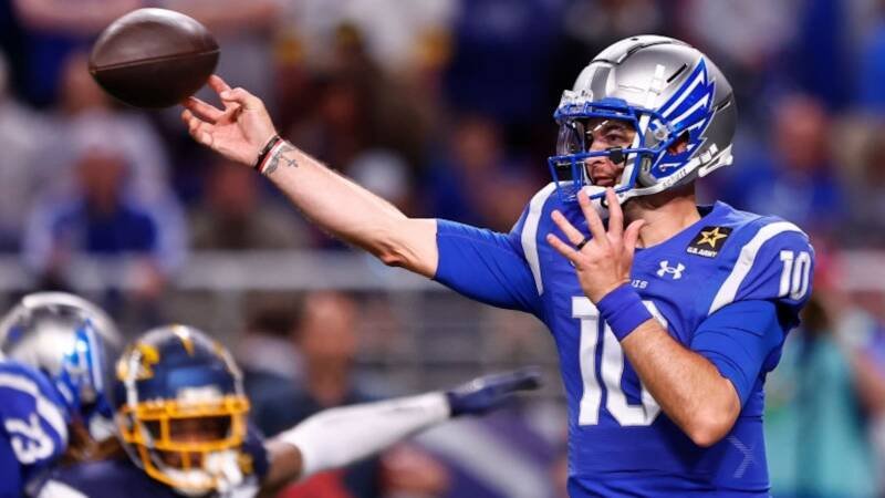 AJ McCarron Faces Former Team: Birmingham Stallions vs. St. Louis Battlehawks
