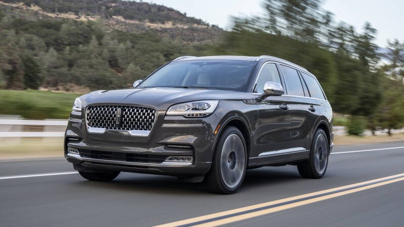 Used Luxury SUVs to Avoid: Consumer Reports' Unreliable Picks