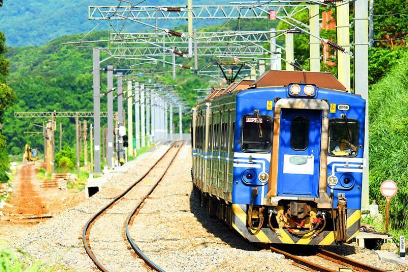 Power Bank Fire on Taiwan Train: Safety Concerns and Future Implications