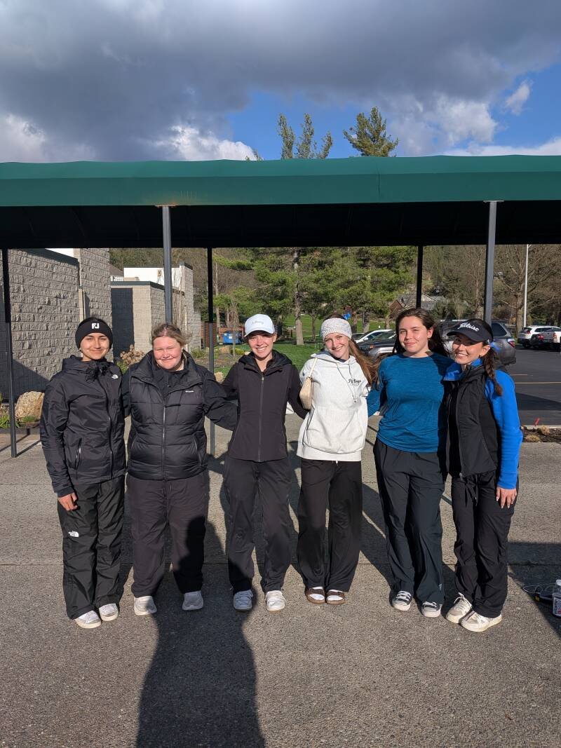 Pullman High Golf Teams Ace Liberty Lake Tournament: A Winning Start
