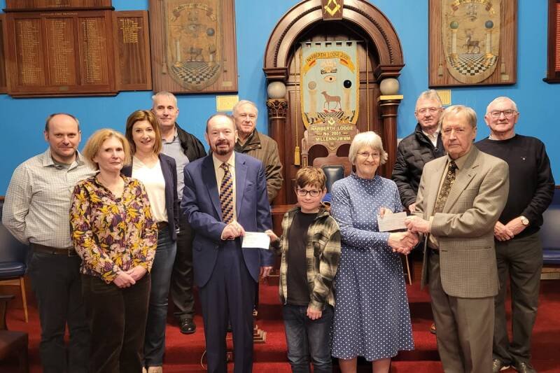 Narberth Masons Donate £1,000 in Memory of Richard Fanus: A Story of Community and Charity
