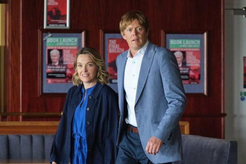 Beyond Paradise: Humphrey and Martha's Married Life Faces Challenges - Insights and Analysis