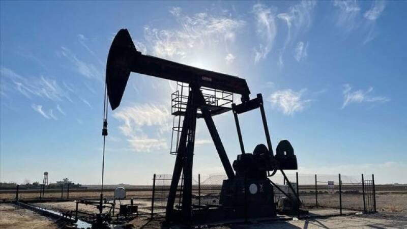 Azeri Light Oil Price Plummets: What It Means for Global Energy Markets