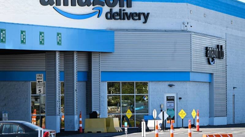 Amazon Bistro Set Deal: Perfect Small Space Outdoor Furniture for Just $75