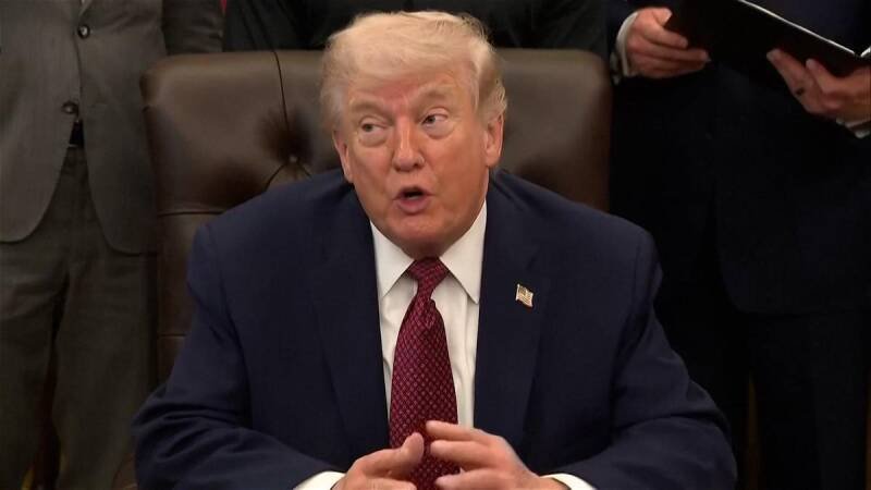 Iran Strait of Hormuz Control: Trump Warning & Global Implications