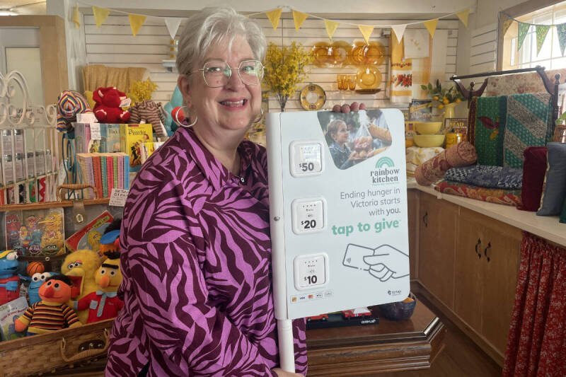 Oak Bay BIA Helps Local Food Bank with Innovative Donation System