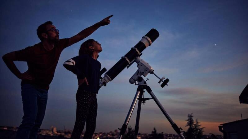 Lyrid Meteor Shower 2026: A Guide to Seeing Shooting Stars