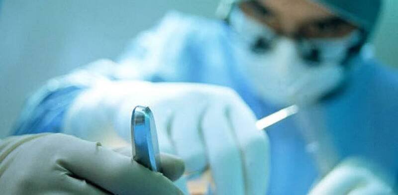 Groundbreaking Chest Bone Cancer Surgery Offers Hope